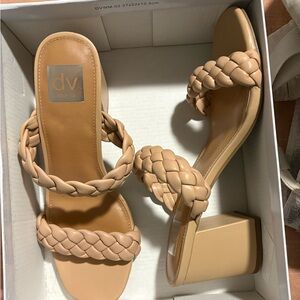 Dolce Vita nude heels